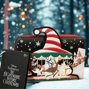 NWT Loungefly Disney  Nightmare Before Christmas zip Wallet